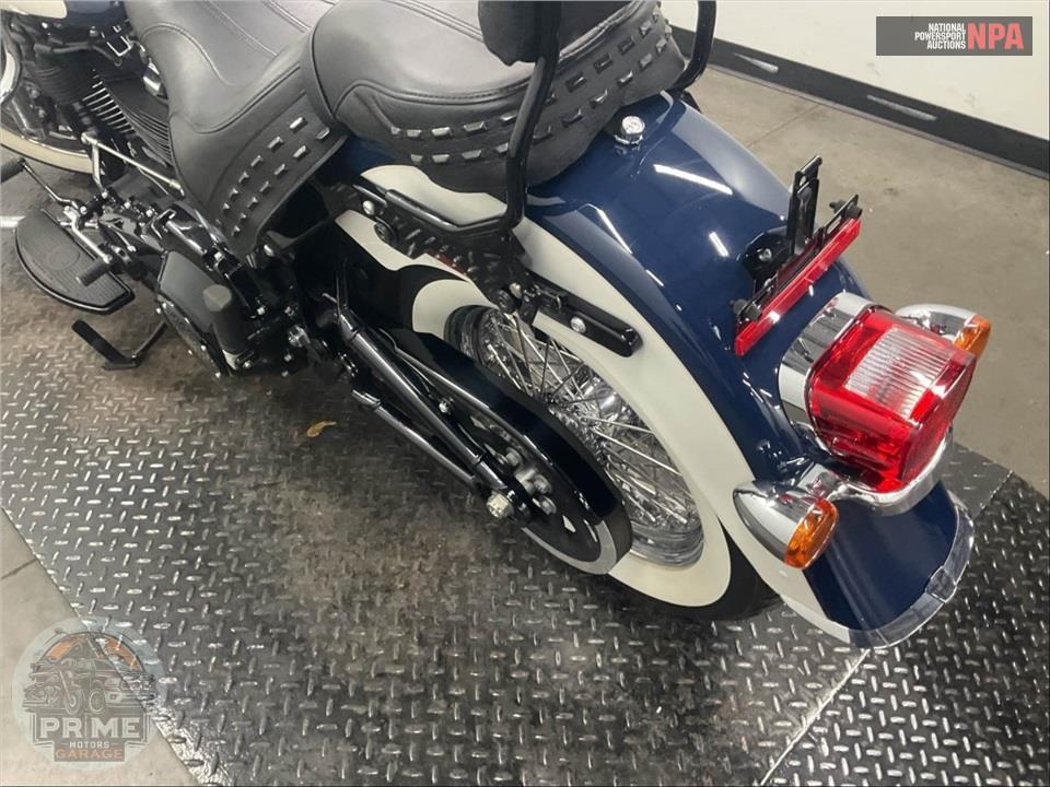 2019 Harley-Davidson FLHC HERITAGE CLASSIC — фото 15