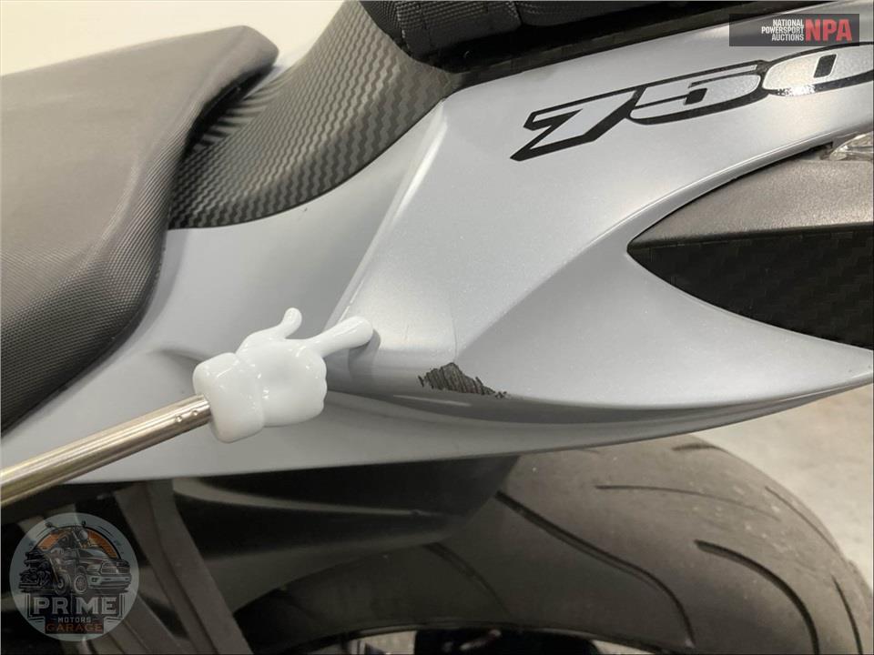 2022 Suzuki GSX-R750 — фото 18