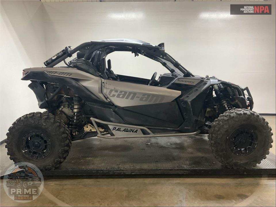 2019 Can-Am MAVERICK X3 X RS TURBO R — фото 1