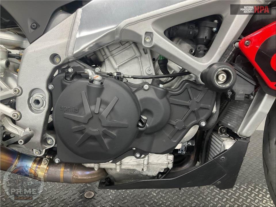 2019 Aprilia TUONO V4 1100 RR — фото 6