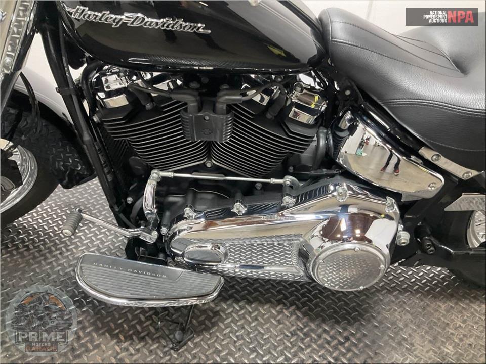 2019 Harley-Davidson FLDE DELUXE — фото 7
