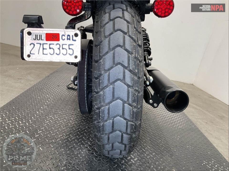 2025 Indian Motorcycle SCOUT BOBBER LIMITED (SMOKE) — фото 15