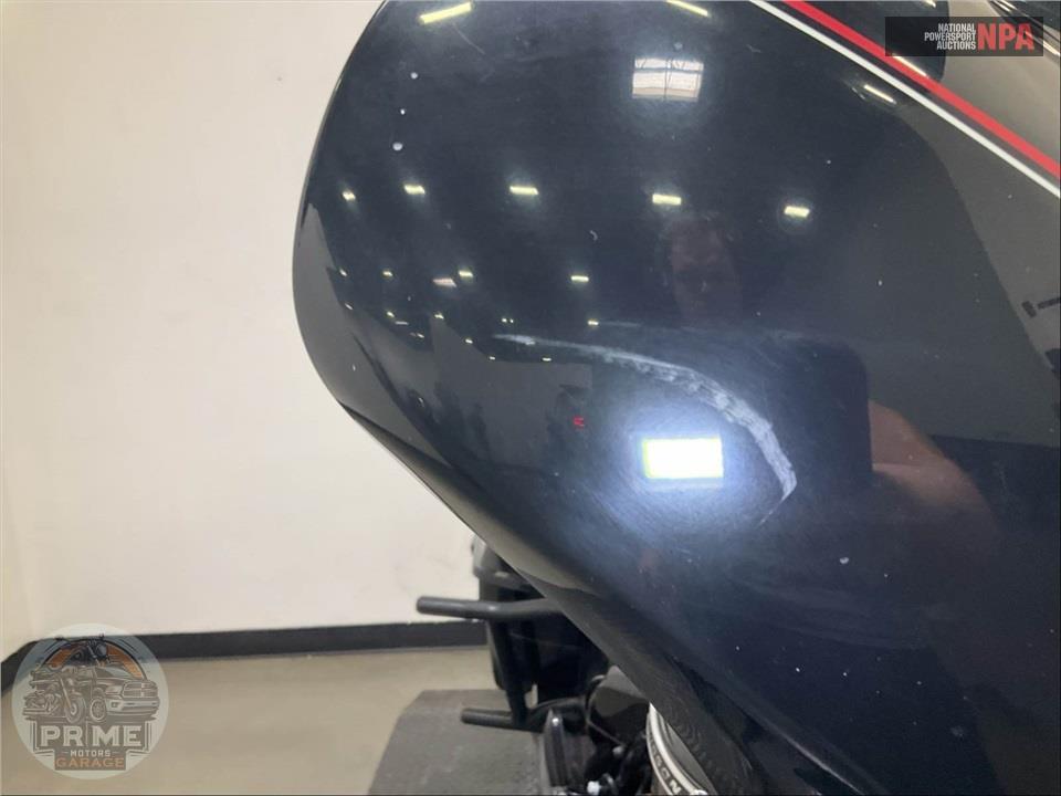 2018 Harley-Davidson FLHXS STREET GLIDE SPECIAL — фото 16