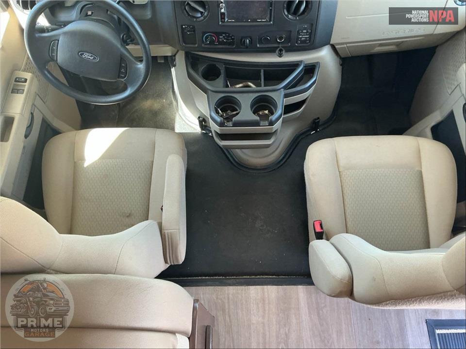 2019 Thor Motor Coach M-22FE E350-V10 - FREEDOM ELITE SERIES — фото 20