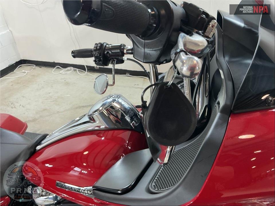 2023 Harley-Davidson FLTRX ROAD GLIDE — фото 12