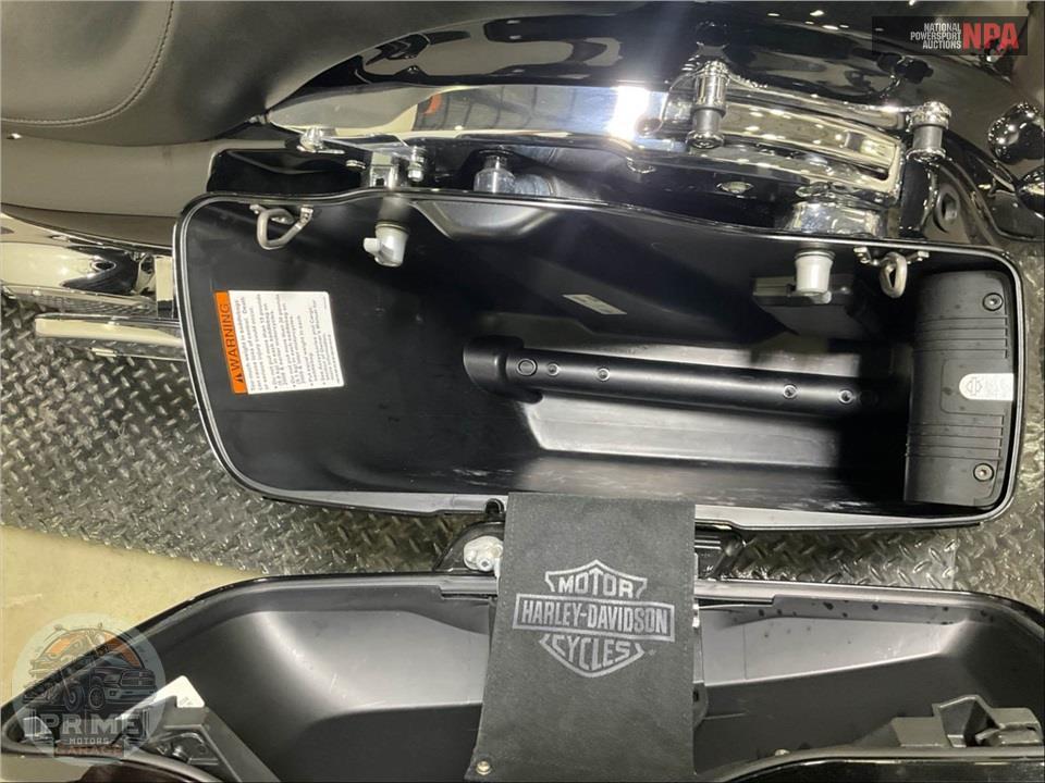 2021 Harley-Davidson FLTRXS ROAD GLIDE SPECIAL — фото 19