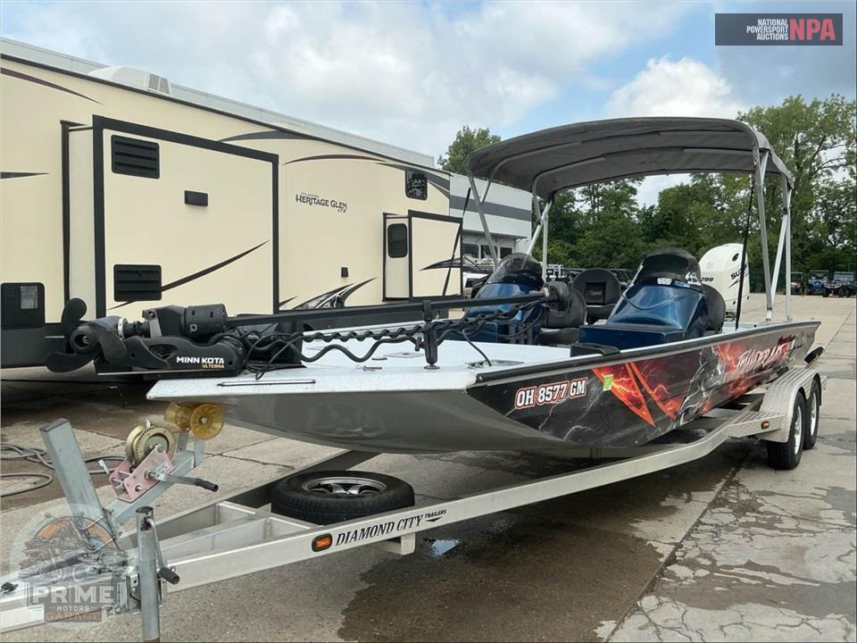 2016 Excel Boat Company 247SC(*) CATFISH PRO SERIES L=24/E=1 200HP SUZ OB — фото 2