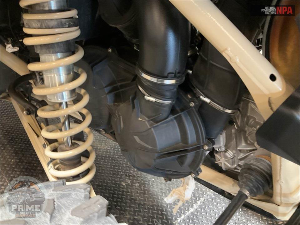 2022 Can-Am MAVERICK X3 MAX X RS TURBO RR SMART-SHOX (DESERT TAN & CARBON BLACK) — фото 10