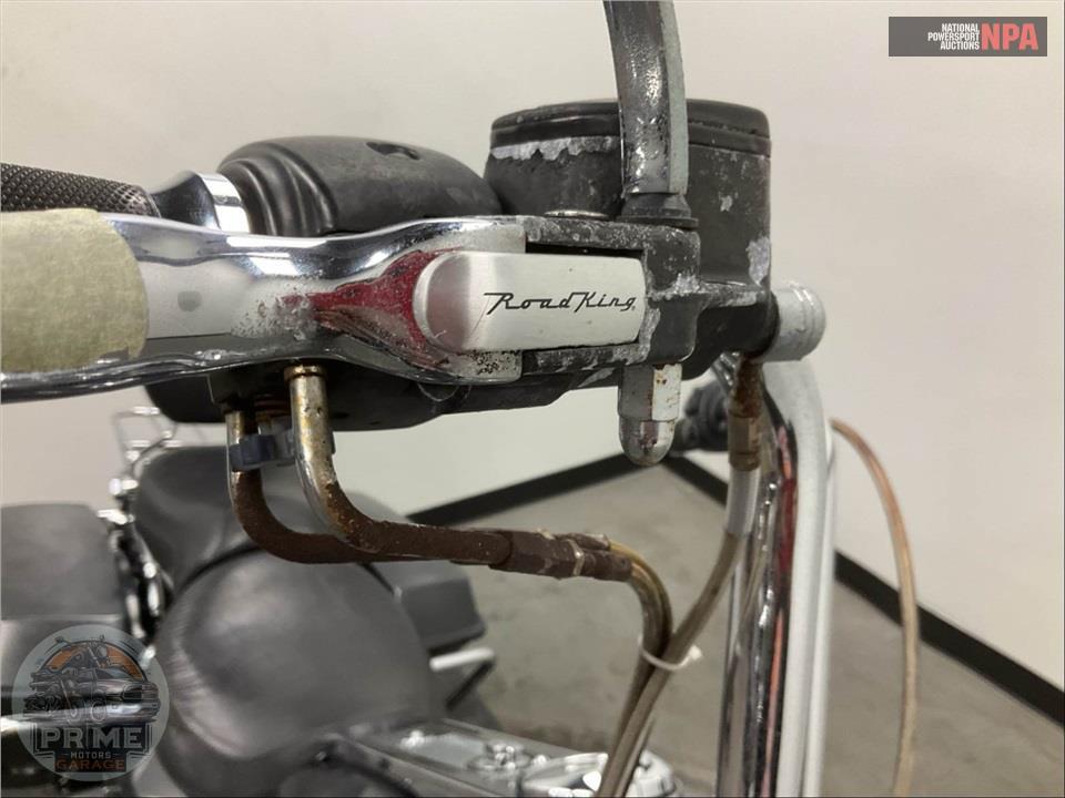 2005 Harley-Davidson FLHRI ROAD KING — фото 56