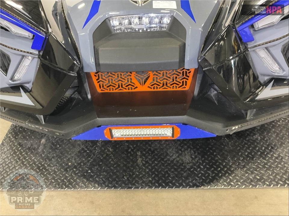2021 Polaris SLINGSHOT R AUTODRIVE — фото 11