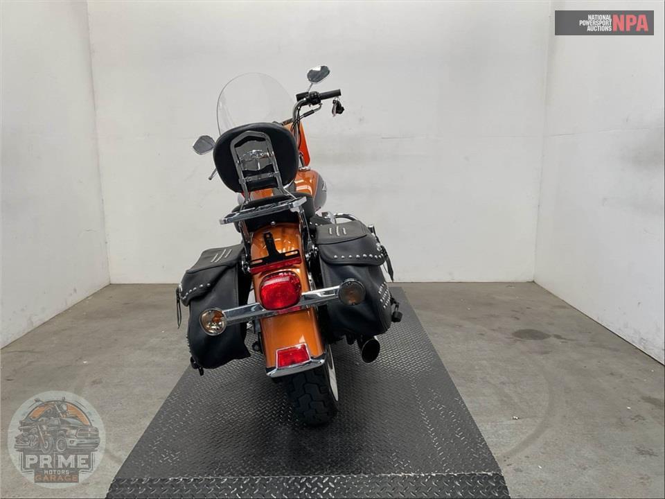 2015 Harley-Davidson FLSTC HERITAGE SOFTAIL CLASSIC — фото 4