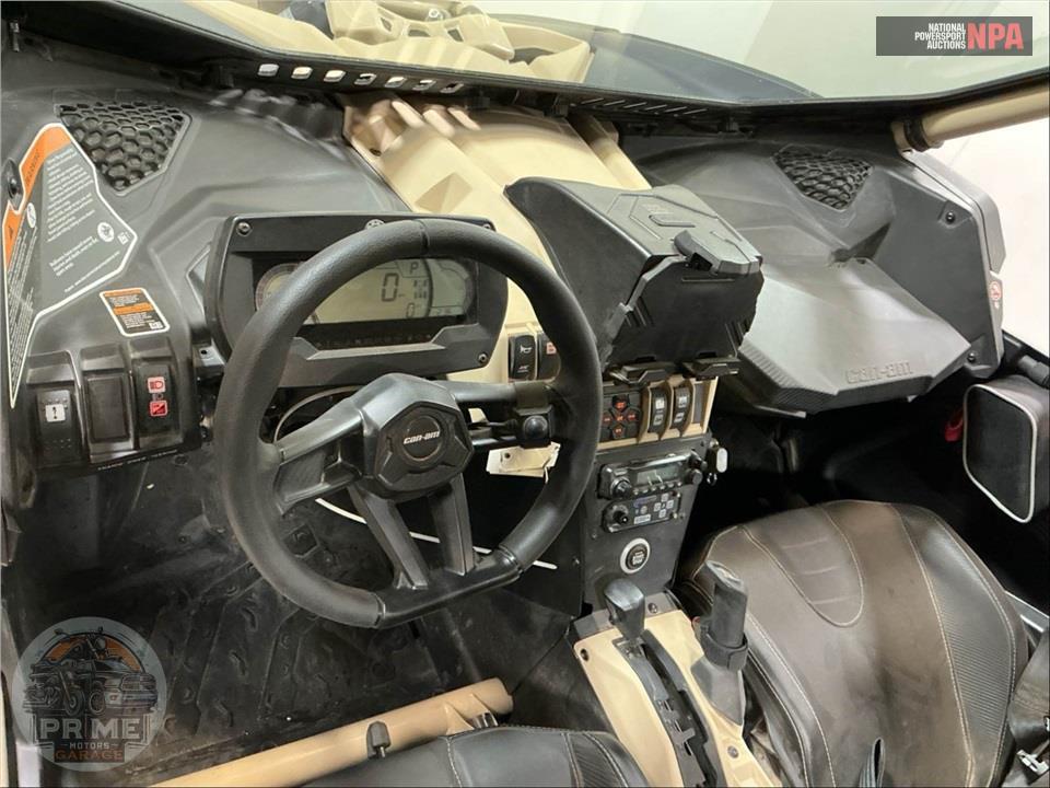 2023 Can-Am MAVERICK X3 X RC  TURBO RR 72 — фото 24