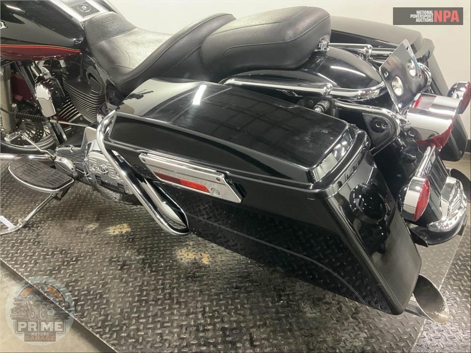 2005 Harley-Davidson FLHRCI ROAD KING CLASSIC — фото 23