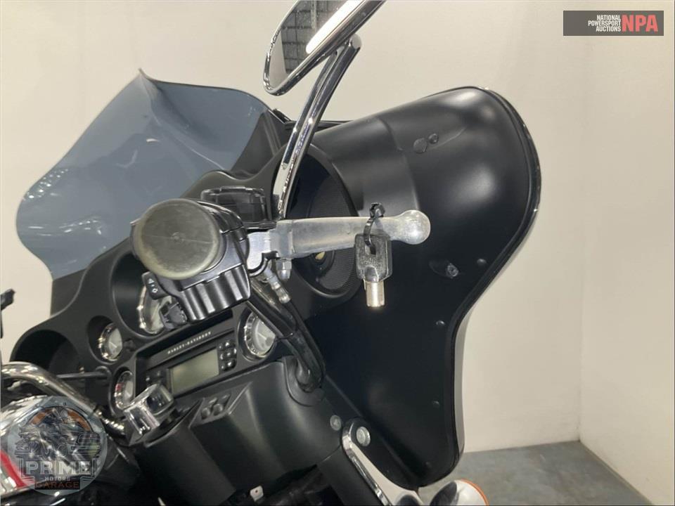 2013 Harley-Davidson FLHX STREET GLIDE — фото 12