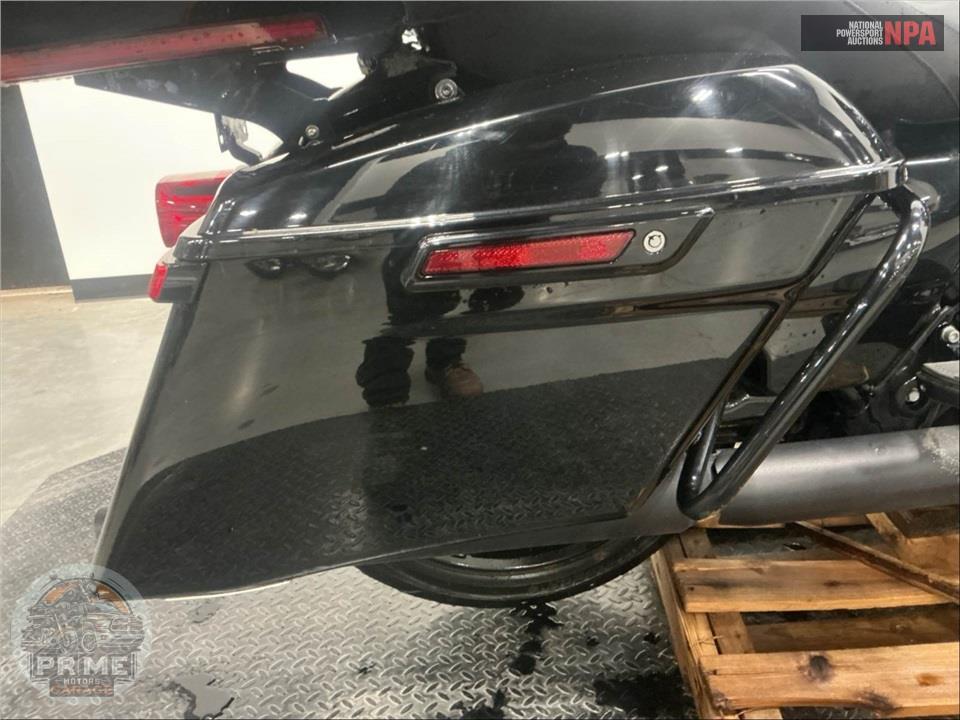 2020 Harley-Davidson FLTRK ROAD GLIDE LIMITED — фото 25