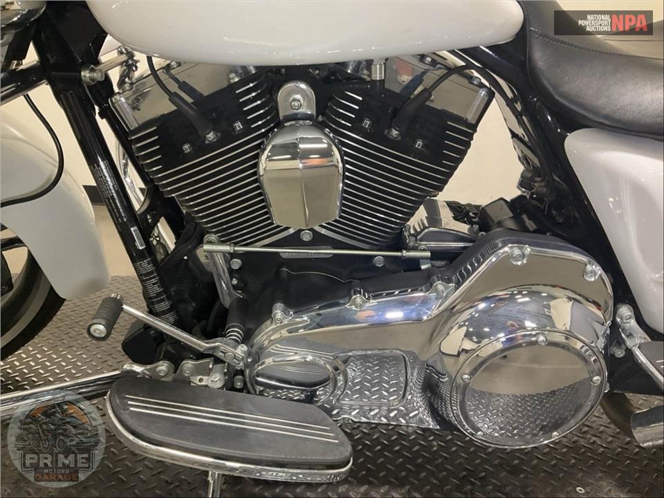 2016 Harley-Davidson FLHX STREET GLIDE — фото 7