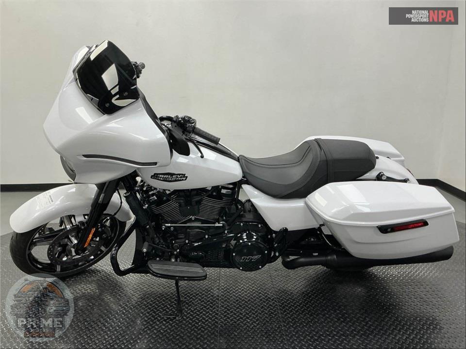 2024 Harley-Davidson FLHX STREET GLIDE — фото 3