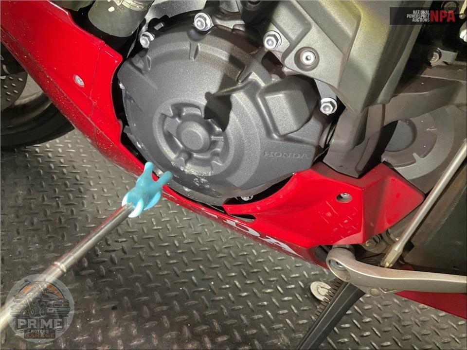 2023 Honda CBR1000RR — фото 10