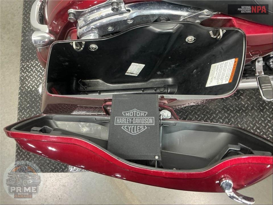 2016 Harley-Davidson FLHXS STREET GLIDE SPECIAL — фото 21