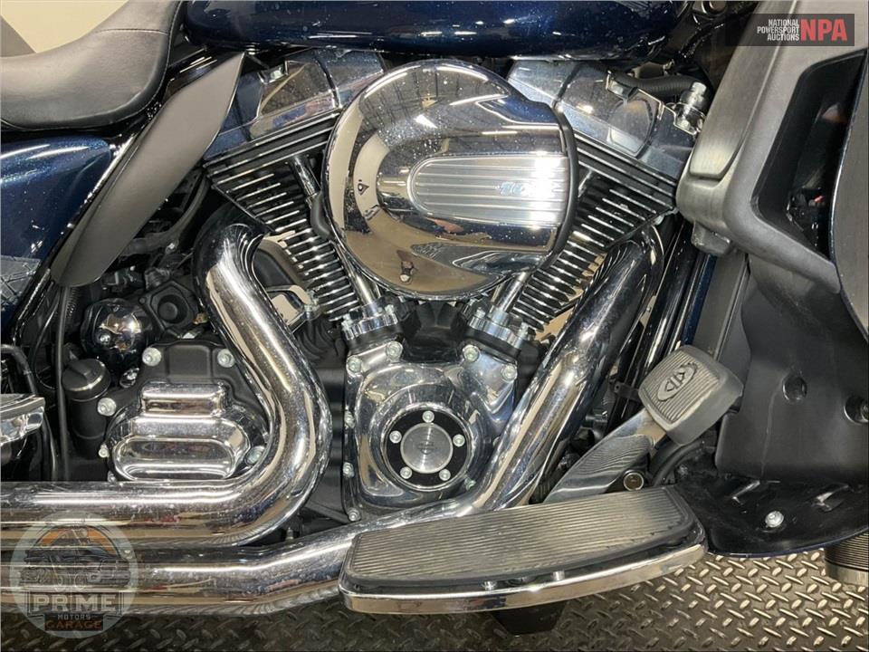 2016 Harley-Davidson FLHTKL ULTRA LIMITED LOW — фото 6