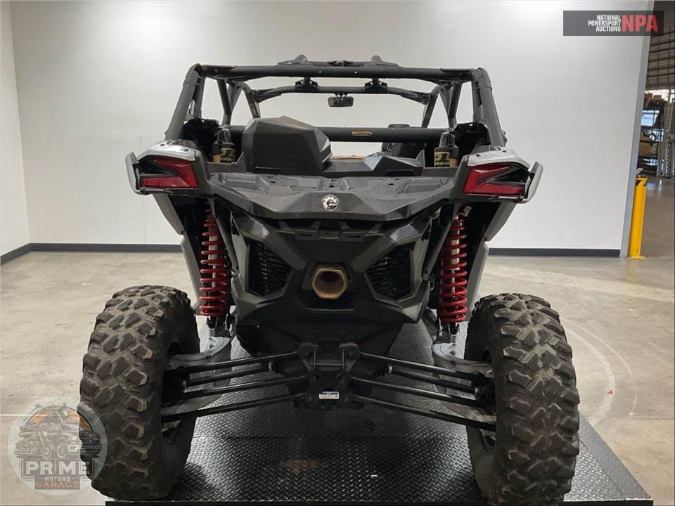 2025 Can-Am MAVERICK X3 MAX DS TURBO (RED & SILVER) — фото 4