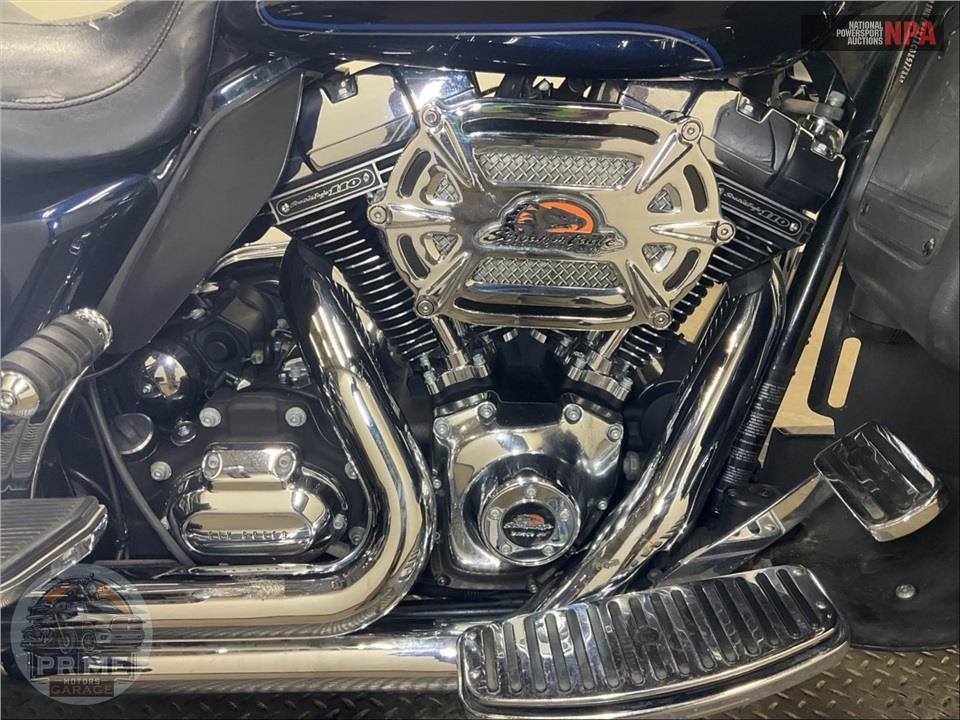 2012 Harley-Davidson FLHTCUTG TRIGLIDE UL CLSC — фото 6