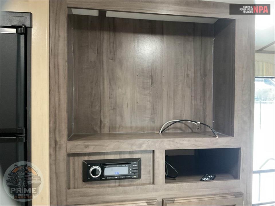 2019 Minnie M-27BHSS - MINNIE PLUS SERIES — фото 18