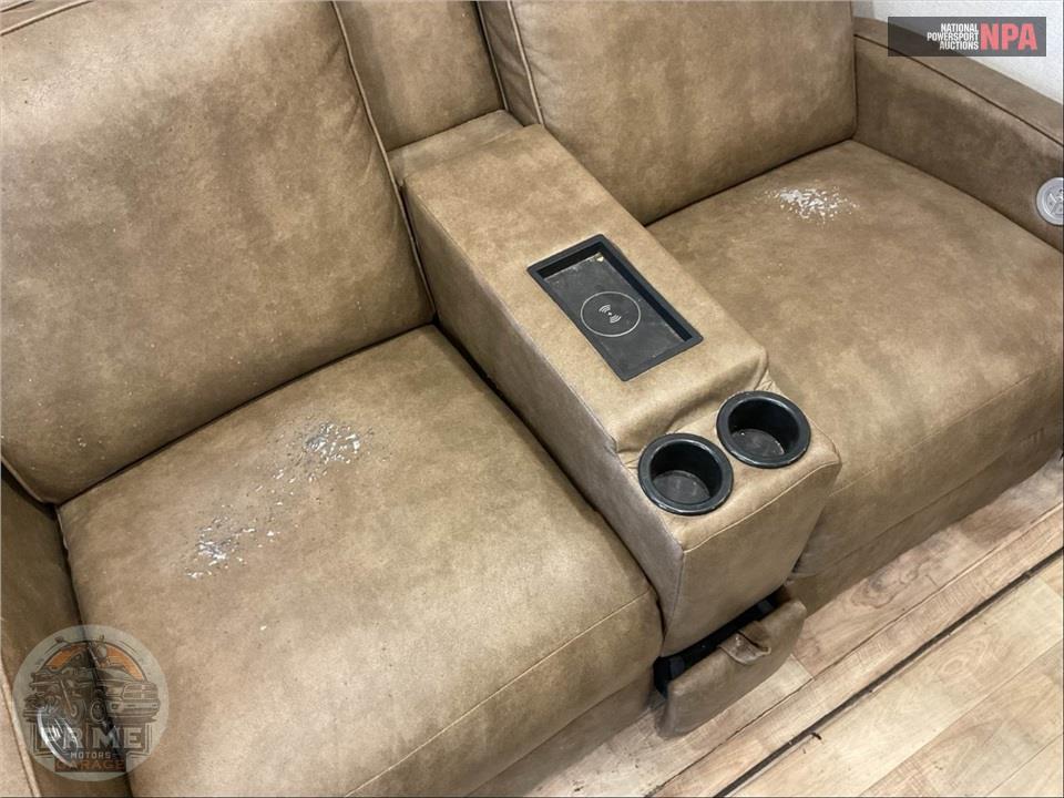 2021 Keystone Rv M-370 RL - ARCADIA FIFTH WHEEL SERIES — фото 10