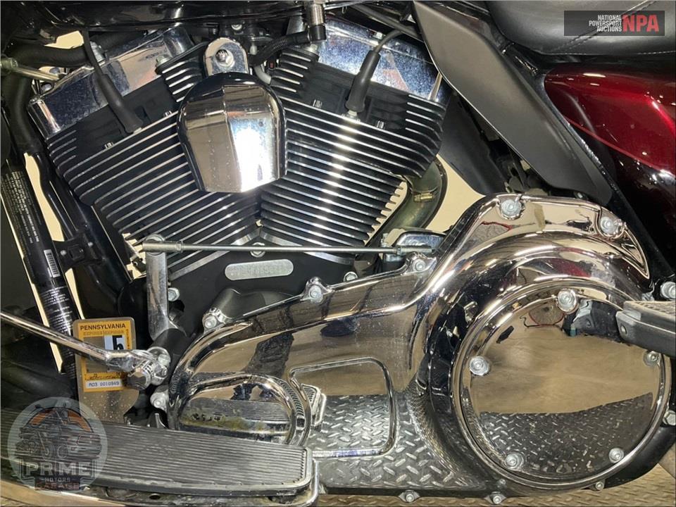 2015 Harley-Davidson FLHTK ELECTRA GLIDE ULTRA LIMITED — фото 7