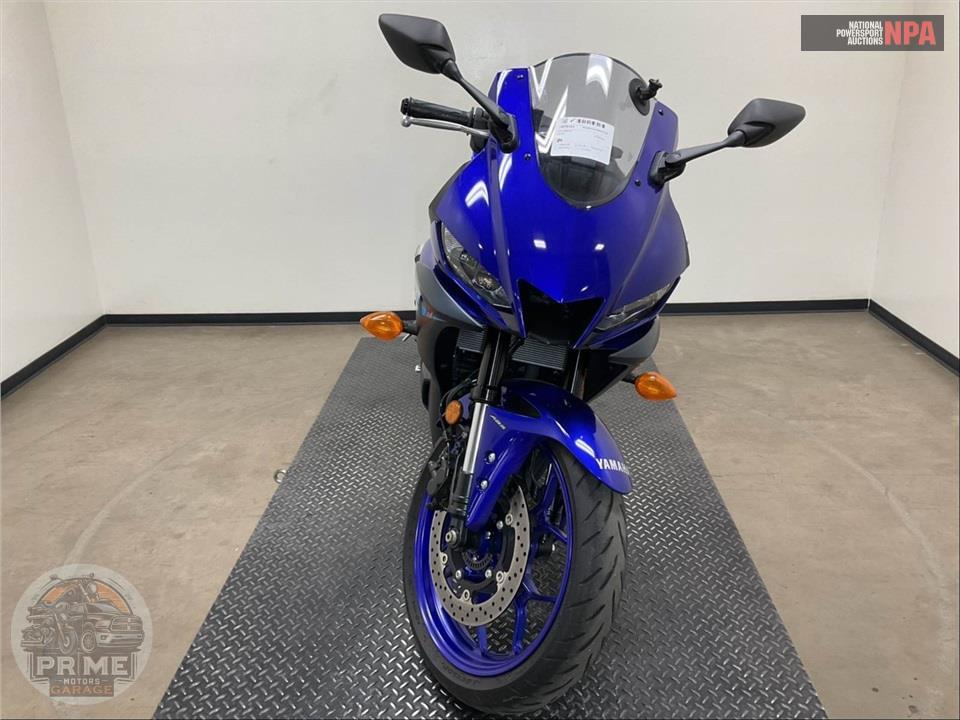 2024 Yamaha YZF-R3 — фото 2
