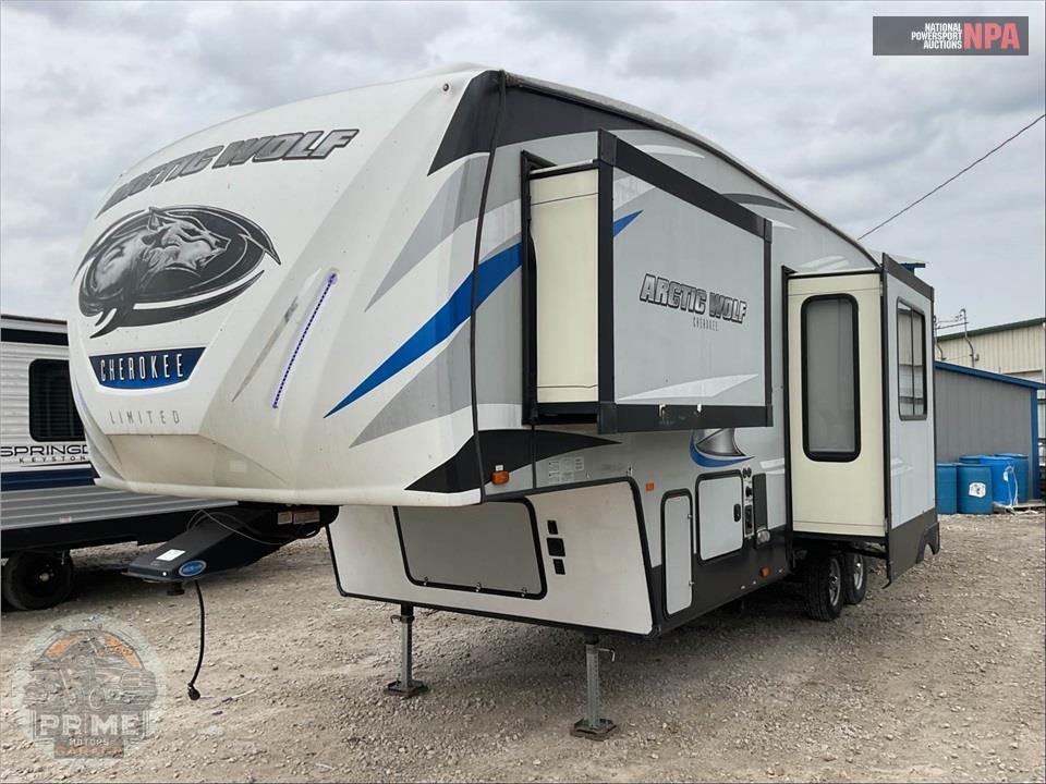 2019 Cherokee By Forest River M-305ML6 ARCTIC WOLF FIFTH WHEEL SERIES — фото 2