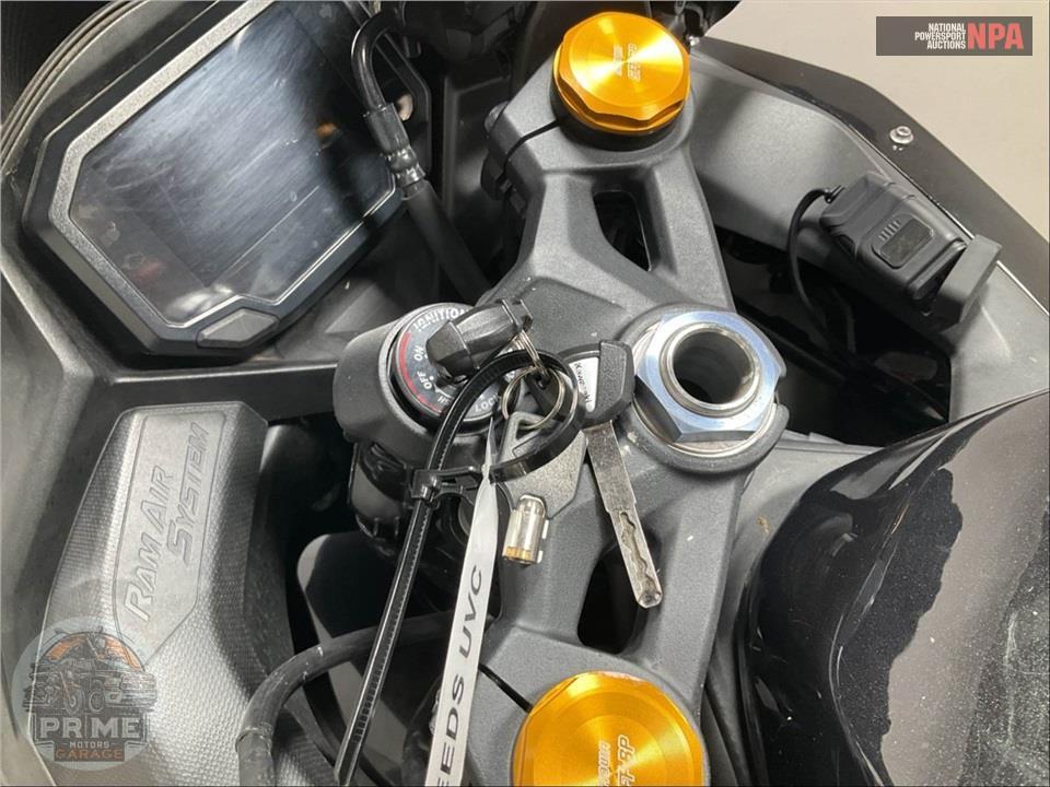 2024 Kawasaki ZX400PRFNL NINJA ZX-4R (ABS) — фото 10