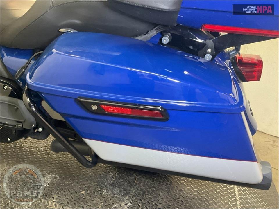 2023 Harley-Davidson FLTRK ROAD GLIDE LIMITED — фото 17