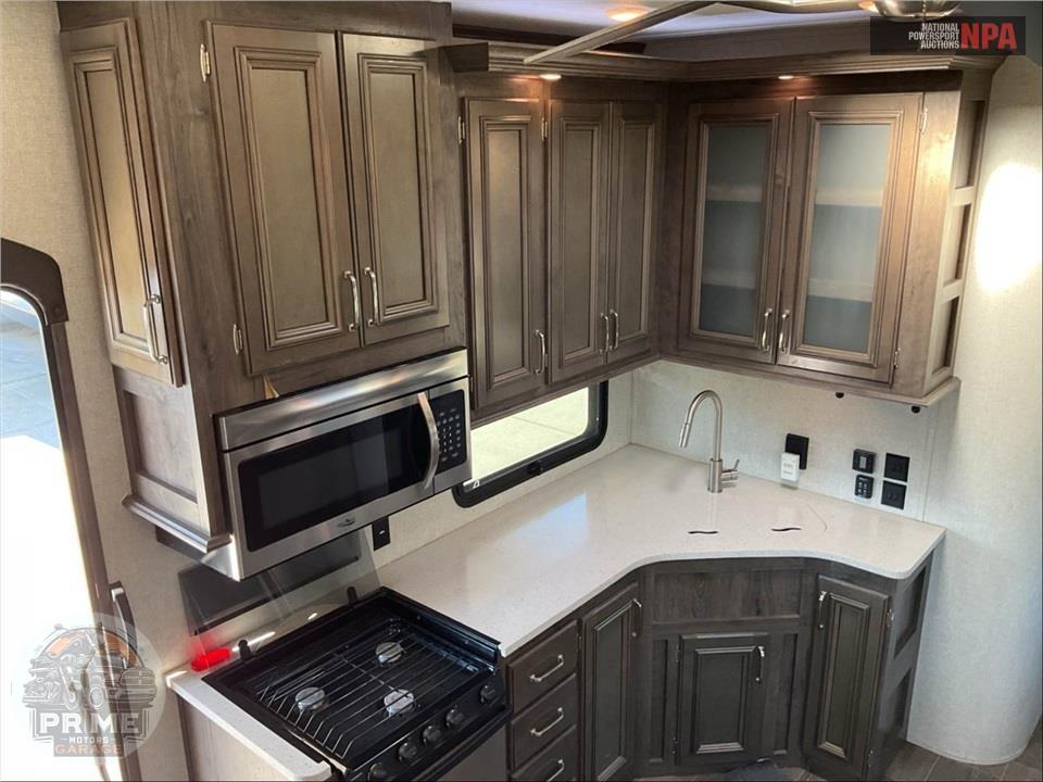 2018 Keystone Rv M-375 FL - MONTANA HIGH COUNTRY FIFTH WHEEL SERIES — фото 7