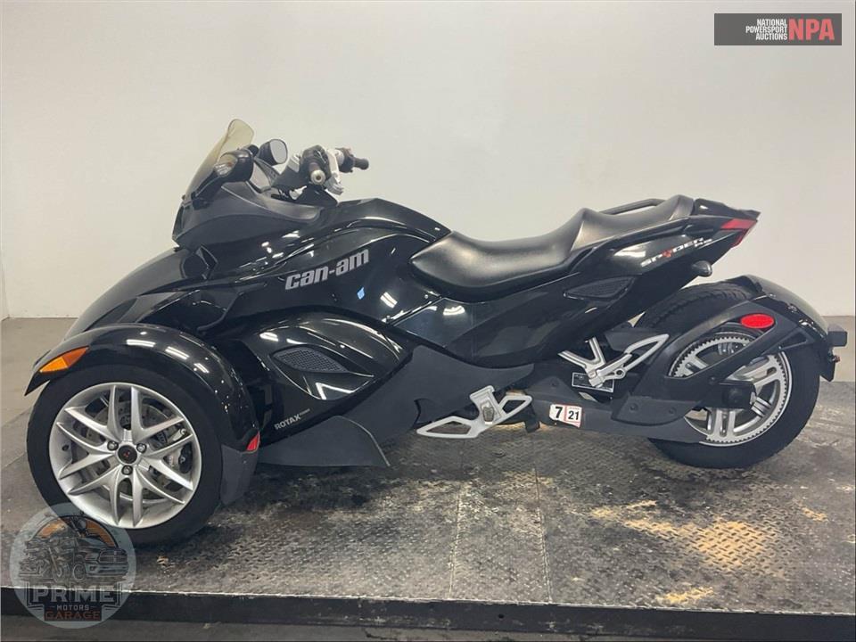 2015 Can-Am SPYDER RS SE5 — фото 3