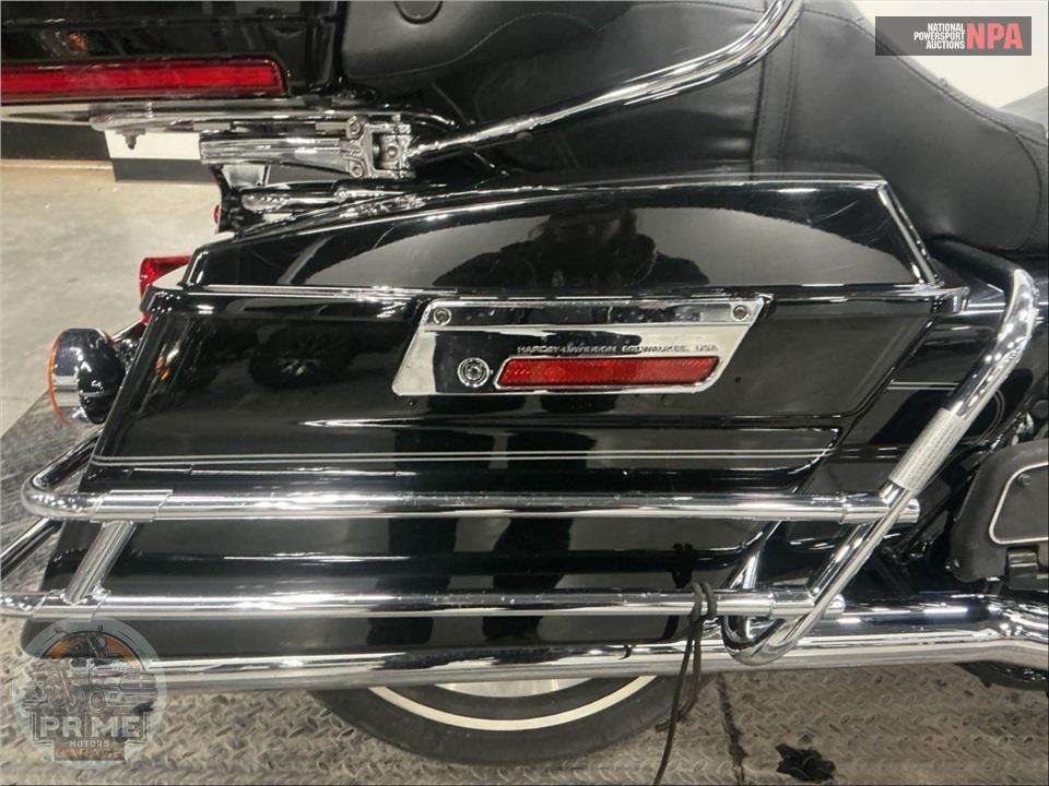 2007 Harley-Davidson FLHTCU ULTRA CLASSIC ELECTRA GLIDE — фото 23