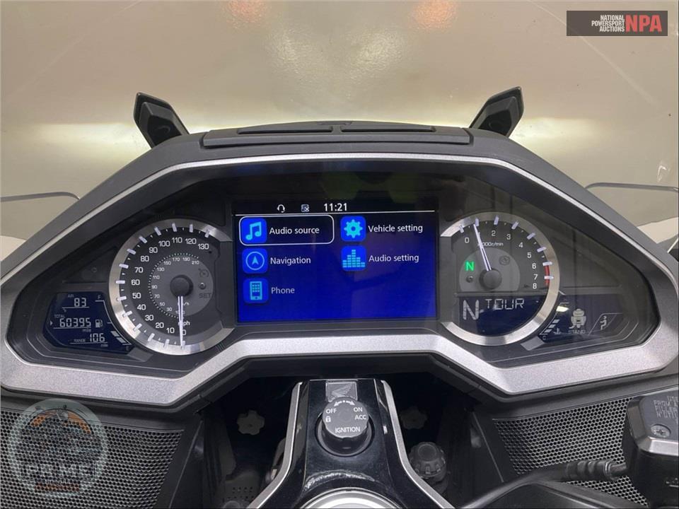 2019 Honda GL1800D GOLDWING TOUR DCT (BLACK) — фото 5