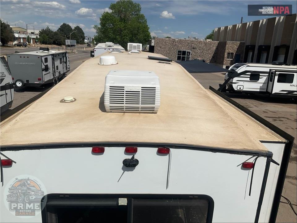 2022 Sabre By Forest River M-36BHQ - FIFTH WHEEL SERIES — фото 21