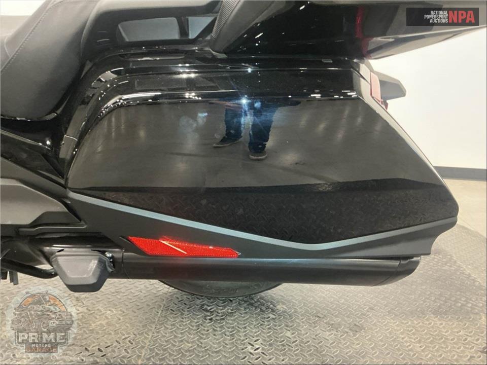 2023 Honda GL1800 GOLDWING TOUR — фото 14