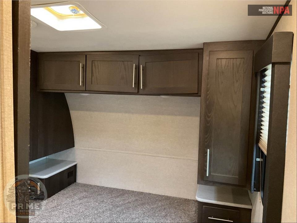 2018 Keystone Rv M-35 - CARBON TOY HAULER SERIES — фото 11