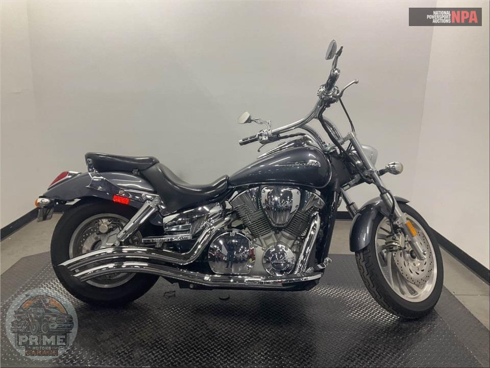 2006 Honda VTX1300C6 — фото 1
