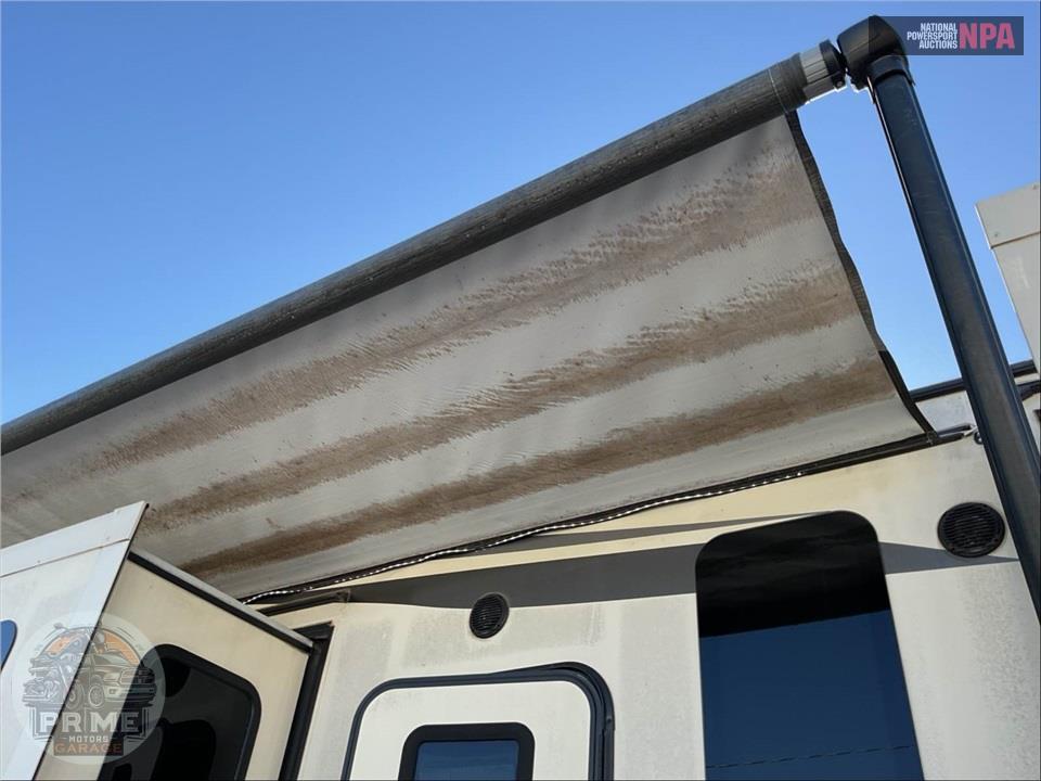 2020 Keystone Rv M-3801 FK - ALPINE FIFTH WHEEL SERIES — фото 32