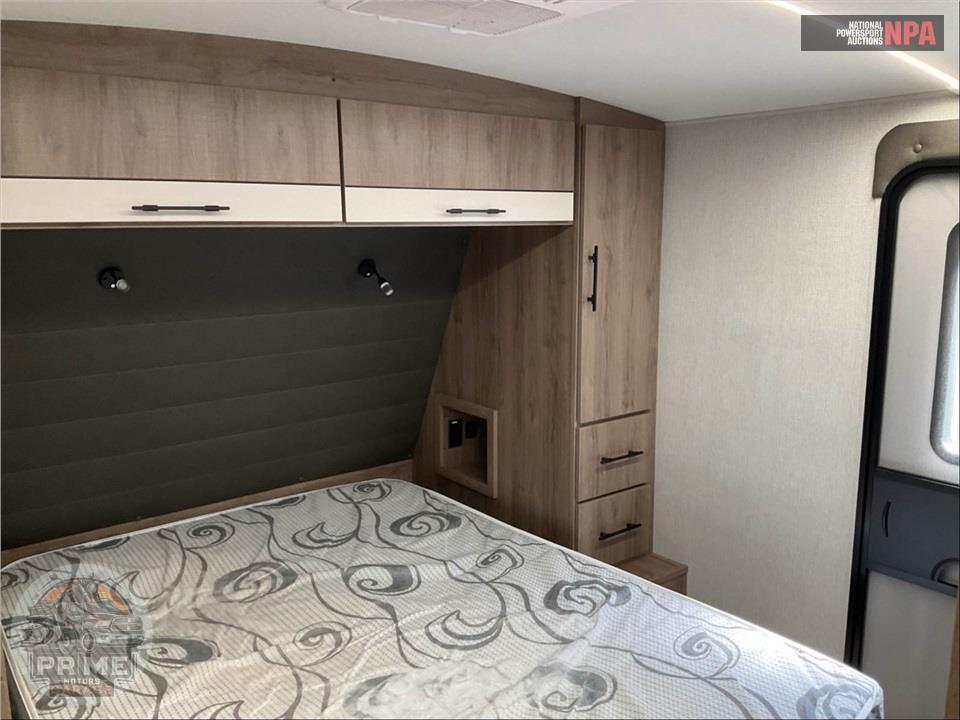 2024 Grand Design Recreational Vehicles M-2800BH - IMAGINE SERIES — фото 10