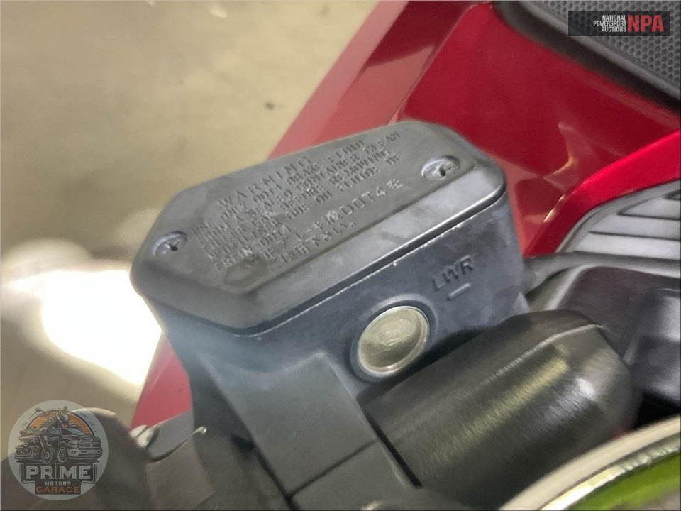 2018 Honda GL1800 GOLDWING TOUR (RED) — фото 38