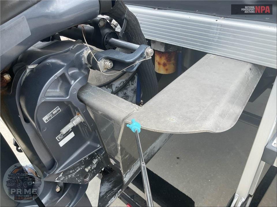 2015 Bennington Pontoons 22 SFX SX SERIES L=22/E=1-115HP YAMAHA OB — фото 12