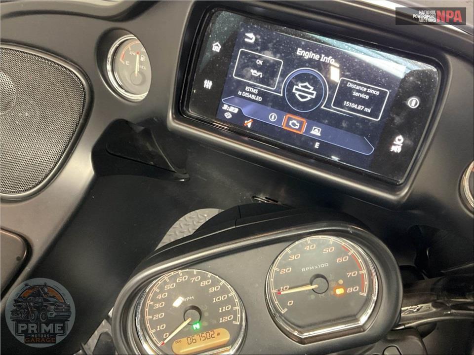 2019 Harley-Davidson FLTRU ROAD GLIDE ULTRA — фото 5