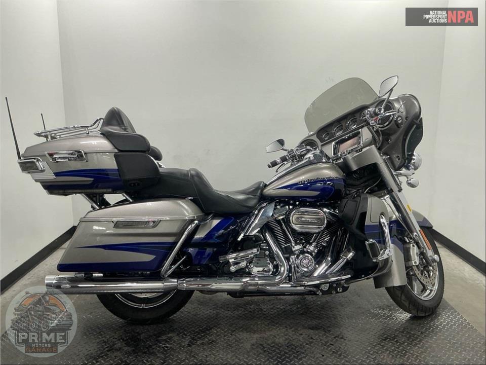2017 Harley-Davidson FLHTKSE CVO ULTRA LIMITED — фото 1