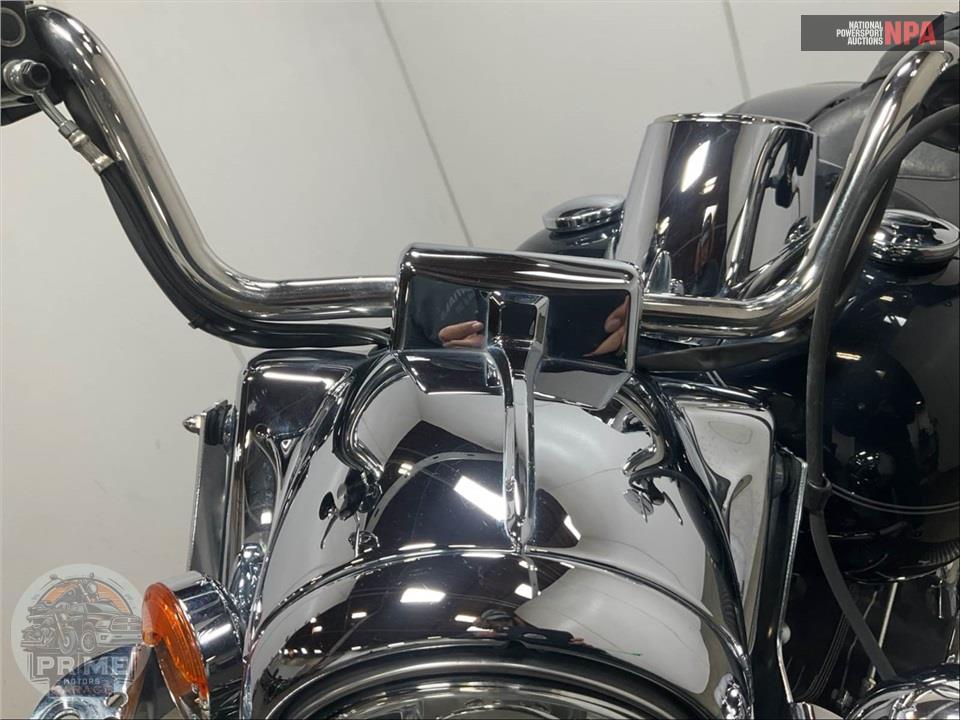 2012 Harley-Davidson FLHRC ROAD KING CLSC — фото 31