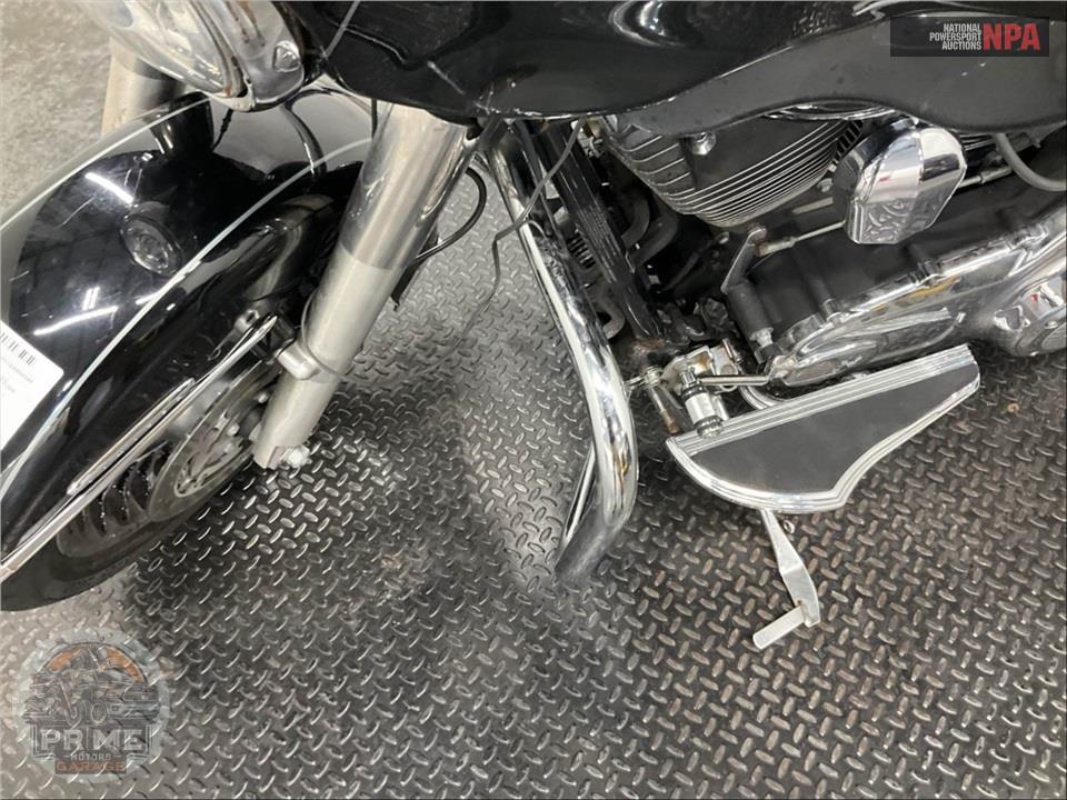 2011 Harley-Davidson FLHTK ELECTRA GLIDE UL LI — фото 18