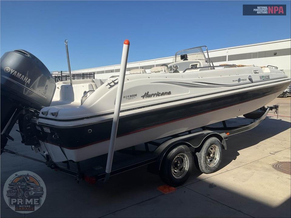 2013 Hurricane Boat SUNDECK SPORT 231 L=23/E=1-250HP YAMAHA OB — фото 4
